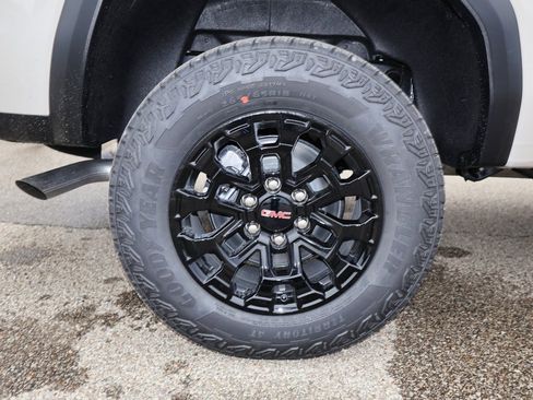 New 2026 GMC Canyon Elevation w/ Convenience Package image 29