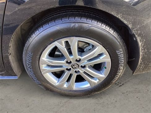 Certified 2021 Toyota Sienna Platinum image 14