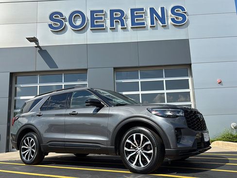 Used 2026 Ford Explorer ST-Line AWD/4WD image 1