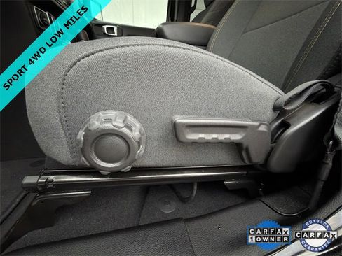 Used 2025 Jeep Gladiator Sport image 23