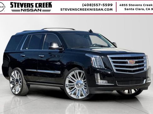 Used 2016 Cadillac Escalade Premium image 1