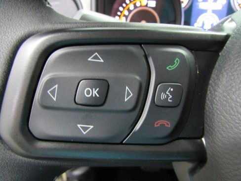 New 2026 Jeep Gladiator Sport AWD/4WD image 21