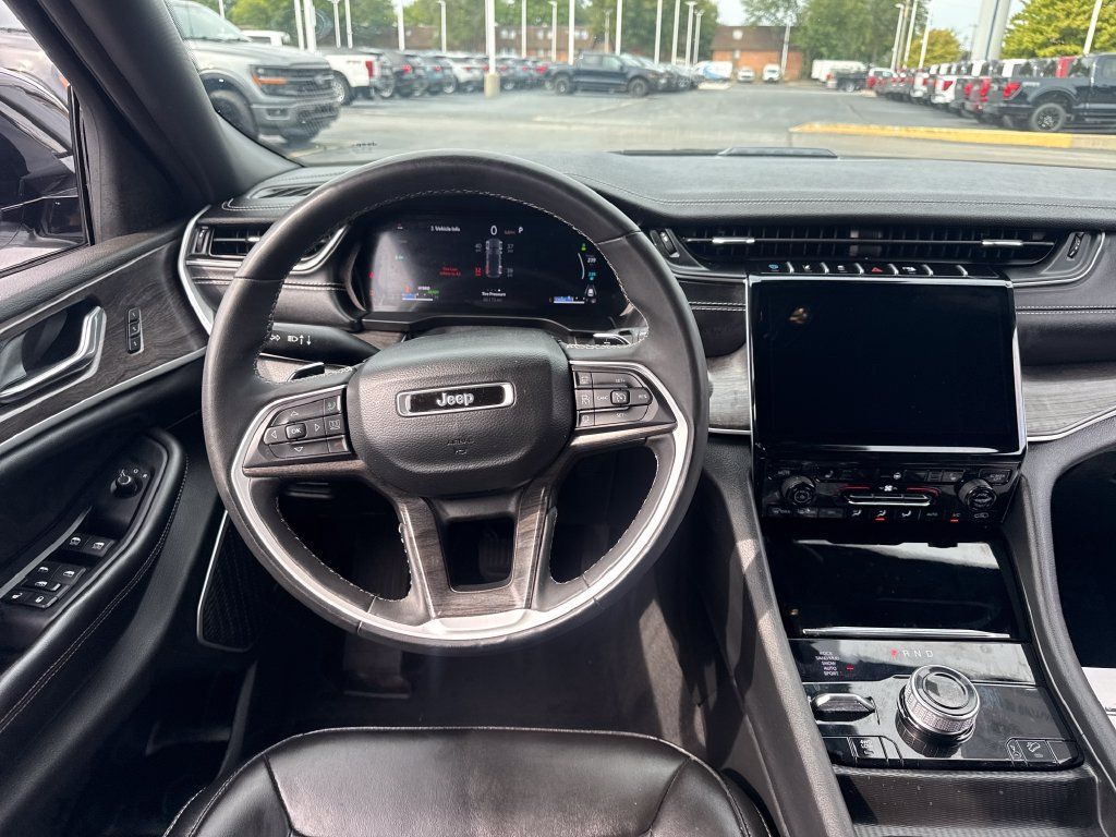 Used 2024 Jeep Grand Cherokee Limited 4xe AWD/4WD image 19