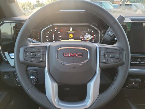 New 2026 GMC Sierra 2500 SLT w/ SLT Premium Package image 9