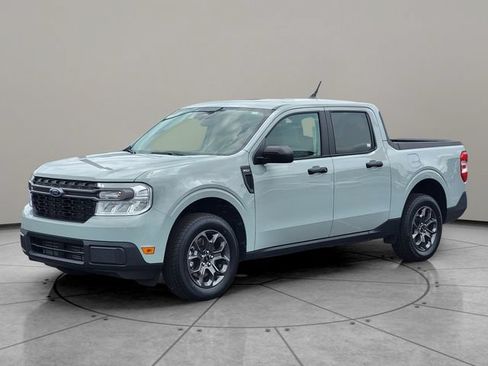 Certified 2024 Ford Maverick XLT w/ Equipment Group 300A Standard AWD/4WD image 3