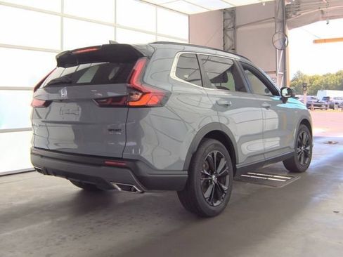 Used 2024 Honda CR-V Sport Touring image 3