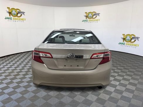 Used 2013 Toyota Camry XLE FWD image 9