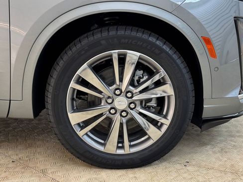 New 2025 Cadillac XT6 Premium Luxury w/ Technology Package image 11