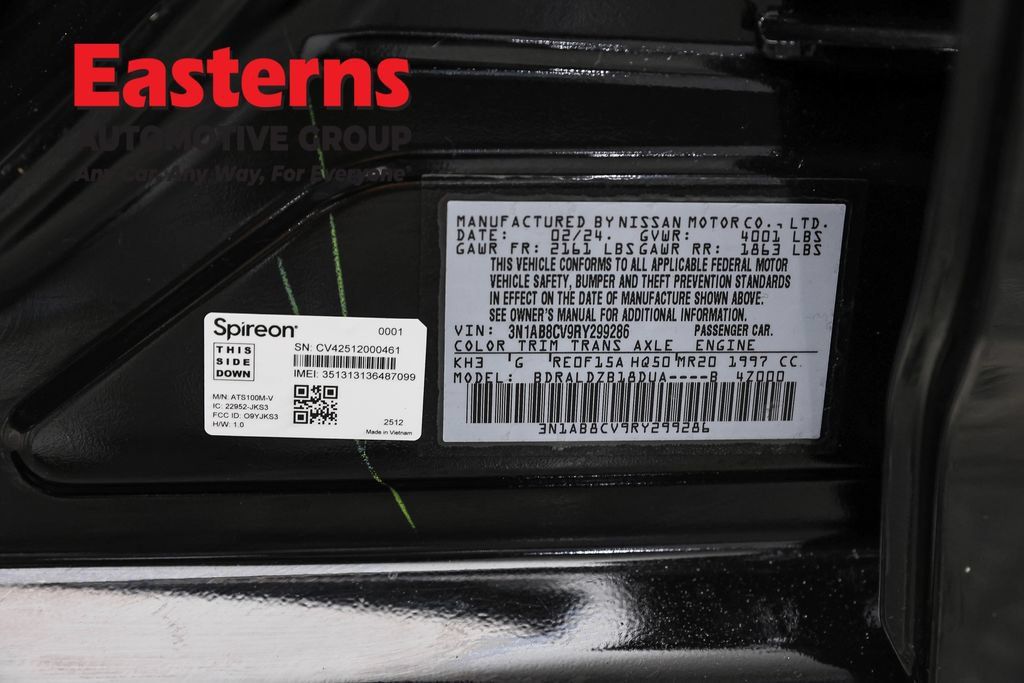 Used 2024 Nissan Sentra SV FWD image 35
