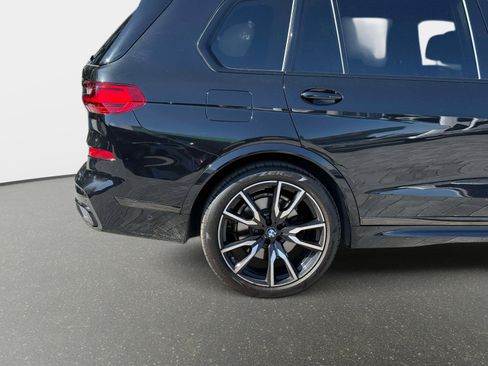 Used 2021 BMW X7 xDrive40i w/ M Sport Package image 14