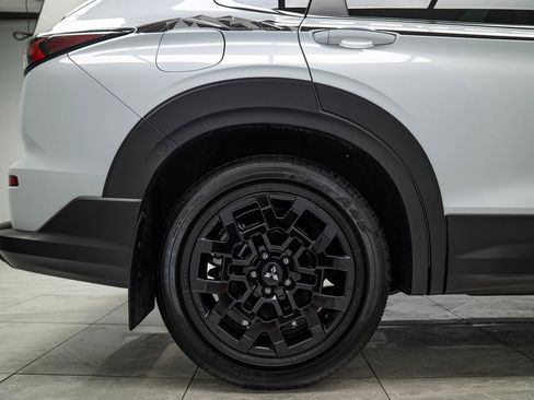 Used 2025 Mitsubishi Outlander Trail Edition image 30