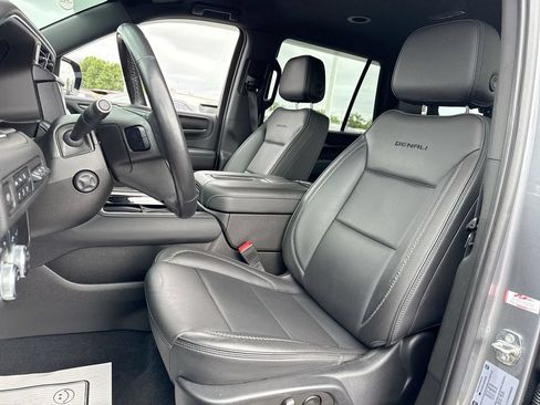 Used 2022 GMC Yukon Denali AWD/4WD image 11