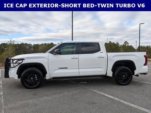 Used 2025 Toyota Tundra Limited image 11