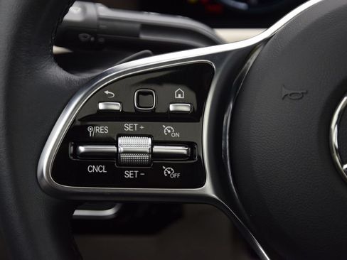 Used 2023 Mercedes-Benz CLA 250 image 24