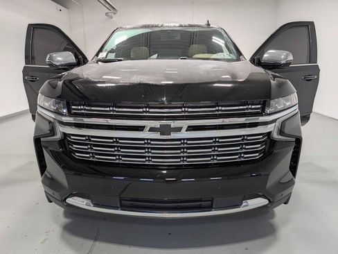 Used 2023 Chevrolet Tahoe Premier AWD/4WD image 16