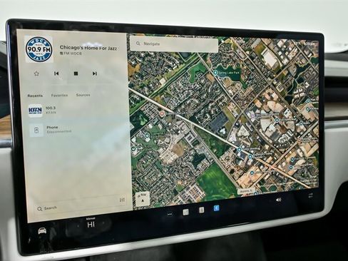 Used 2022 Tesla Model X image 26