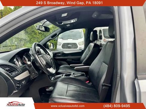 Used 2014 Dodge Grand Caravan R/T w/ Driver Convenience Group image 11