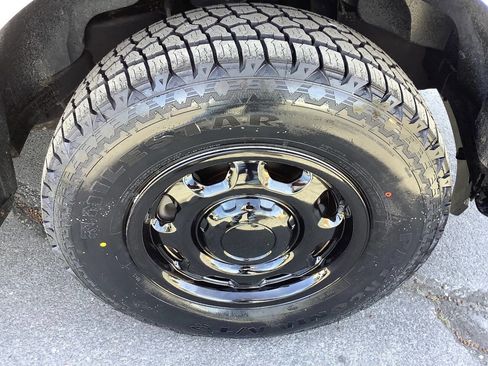 Used 2016 Ford F150 XL w/ XL Power Equipment Group AWD/4WD image 30