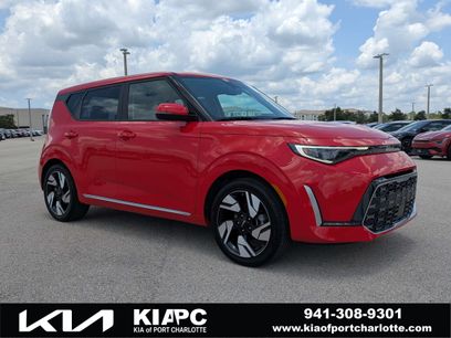Certified 2025 Kia Soul GT-Line w/ GT-Line Technology Package