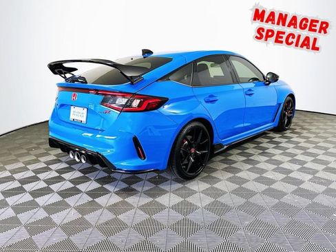 Used 2025 Honda Civic Type R image 8