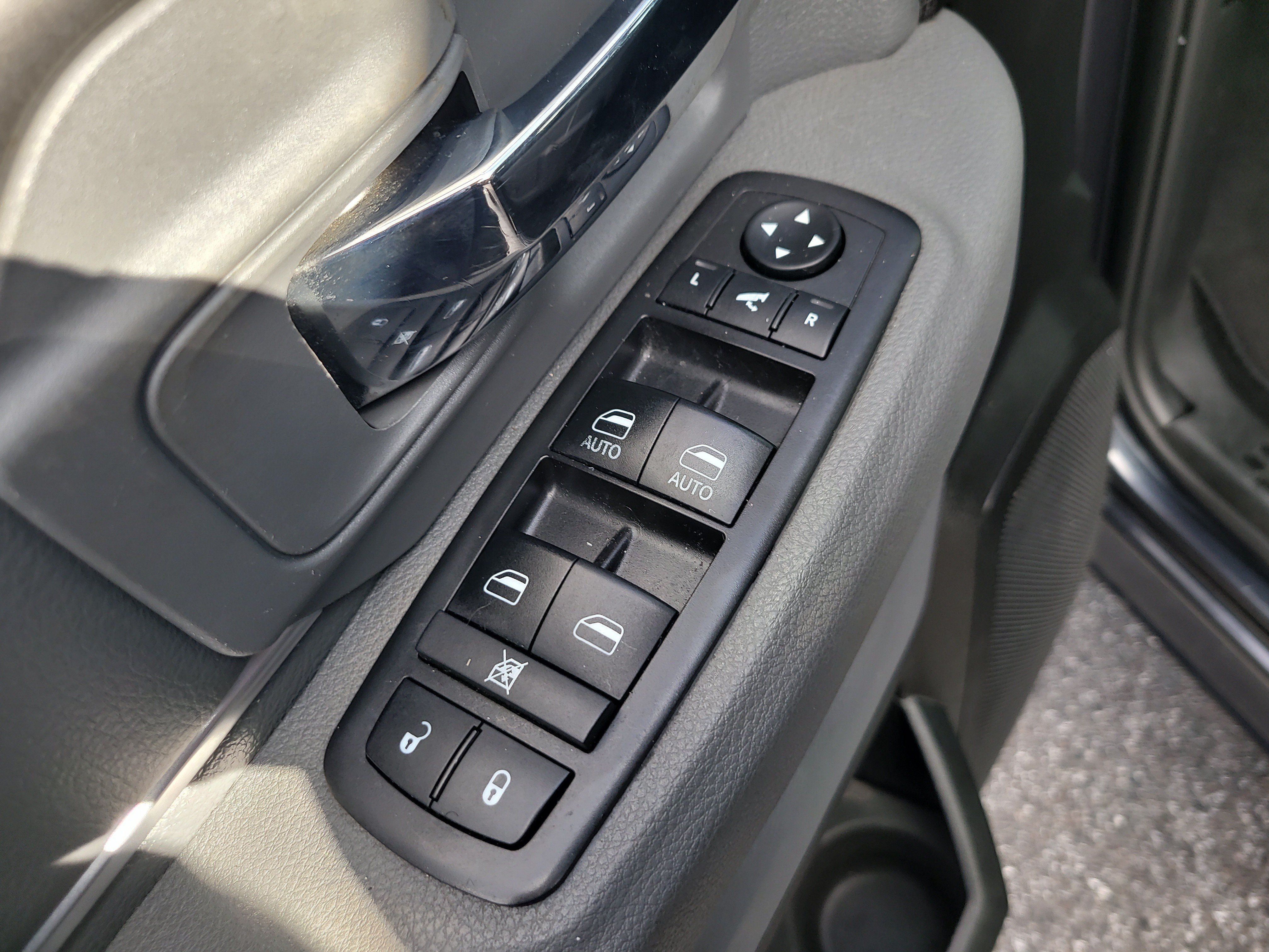 Used 2019 RAM 1500 Lone Star RWD image 16