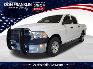 Used 2022 RAM 1500 4x4 Crew Cab Classic w/ Chrome Appearance Group 360° Tour