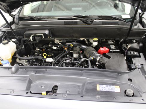 Used 2023 Lincoln Nautilus Reserve image 34