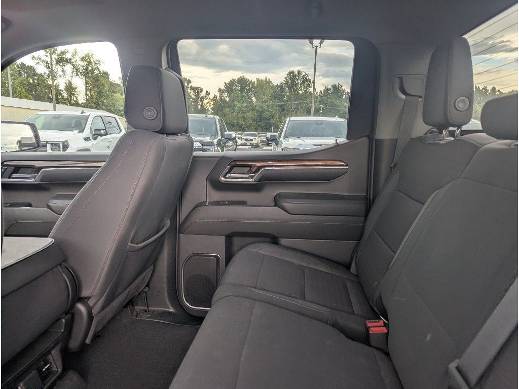 Used 2024 Chevrolet Silverado 1500 LT AWD/4WD image 12