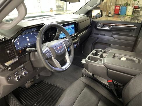 Used 2023 GMC Sierra 1500 Elevation image 10