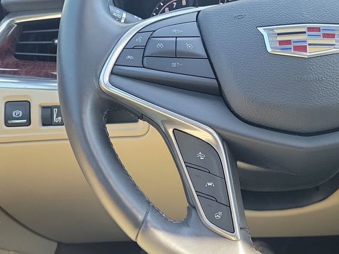 Used 2017 Cadillac XT5 Luxury w/ Driver Awareness Package image 33