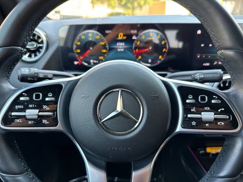 Certified 2023 Mercedes-Benz GLA 250 4MATIC image 22