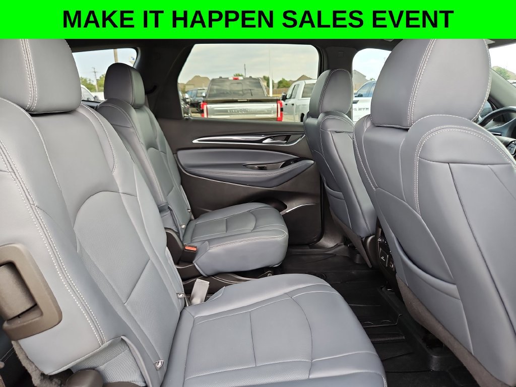 Used 2022 Buick Enclave Essence w/ Experience Buick Package FWD image 27
