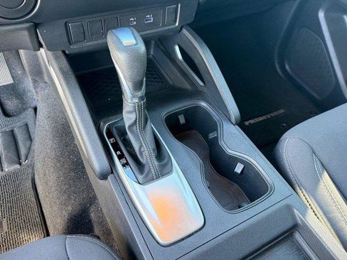 Used 2022 Nissan Frontier SV image 30