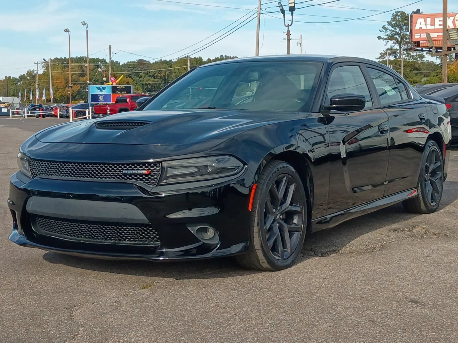Used 2019 Dodge Charger R/T w/ Blacktop Package RWD image 1