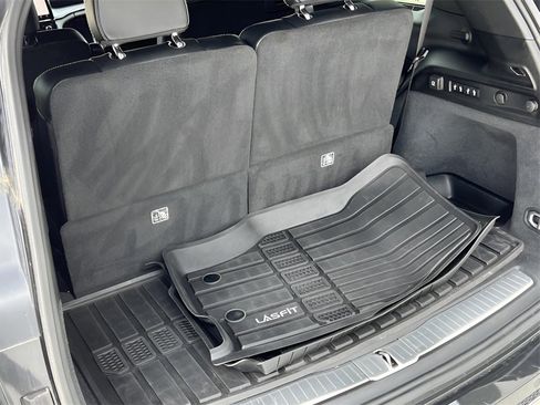 Used 2022 Jeep Grand Cherokee L Overland w/ Luxury Tech Group IV image 22