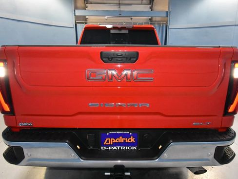 Used 2024 GMC Sierra 2500 SLT w/ SLT Premium Package AWD/4WD image 27