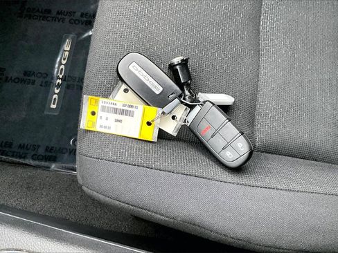 Used 2015 Dodge Durango SXT image 31