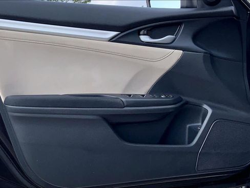 Used 2017 Honda Civic EX image 21