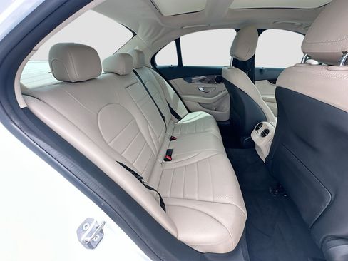 Used 2017 Mercedes-Benz C 300 Sedan image 27