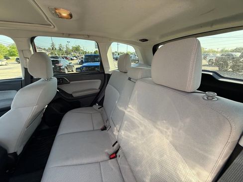 Used 2017 Subaru Forester 2.5i Premium w/ All-Weather Package image 24