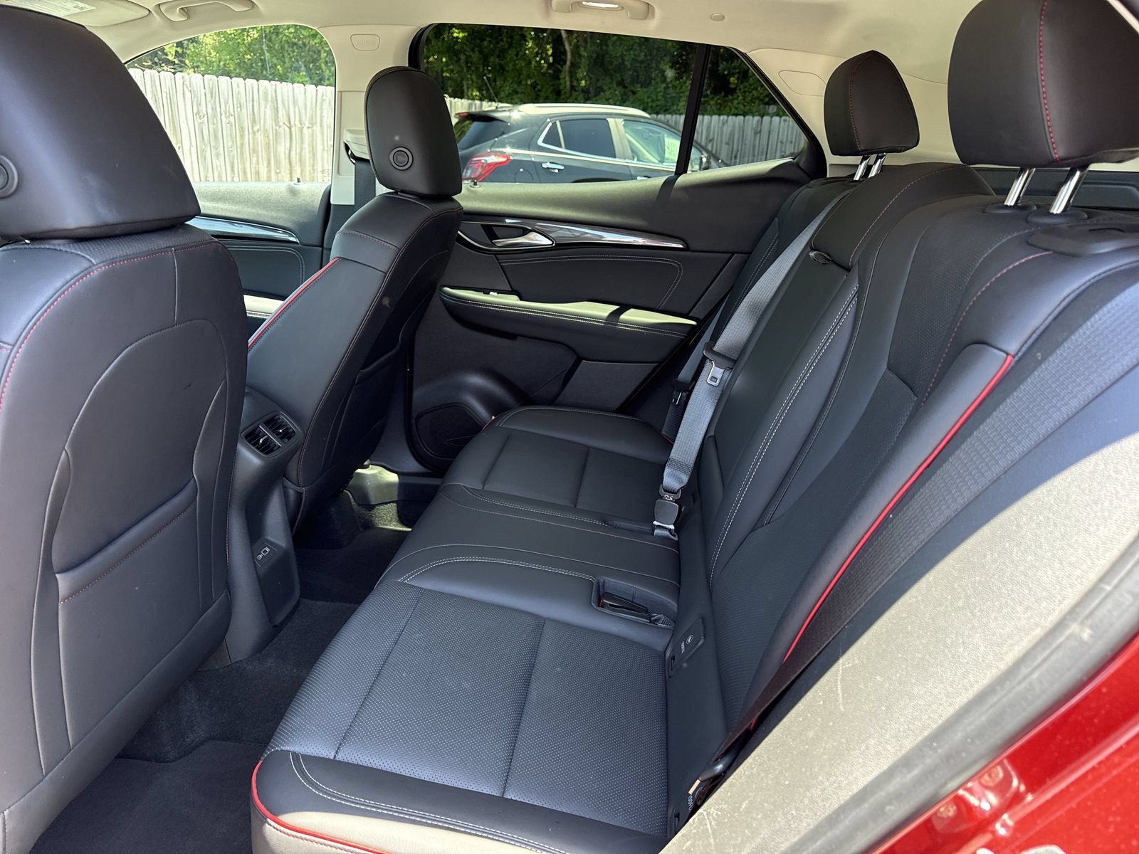 Used 2023 Buick Envision Essence w/ Sport Touring Package AWD/4WD image 10