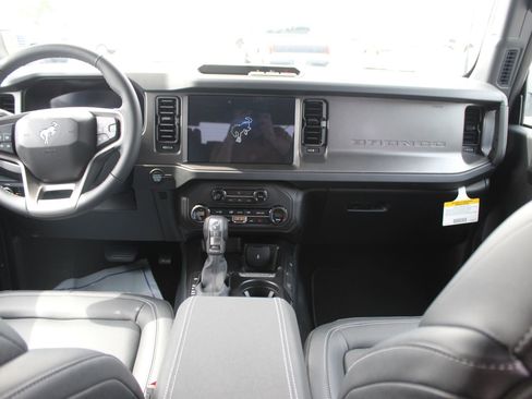 New 2026 Ford Bronco Big Bend AWD/4WD image 14