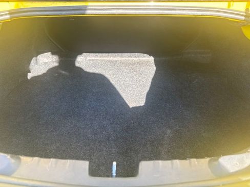 Used 2015 Chevrolet Camaro LT RWD image 12