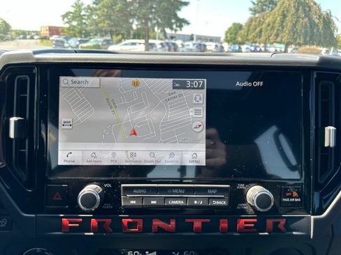 Certified 2025 Nissan Frontier PRO-4X w/ Pro Premium Package AWD/4WD image 35