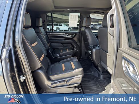 Used 2023 GMC Yukon XL AT4 w/ Technology Package AWD/4WD image 20