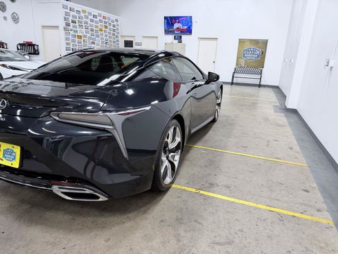 Used 2020 Lexus LC 500 Coupe w/ Performance Package RWD image 24