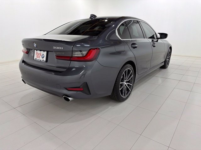 Used 2021 BMW 330i xDrive Sedan w/ Driving Assistance Package AWD/4WD image 5