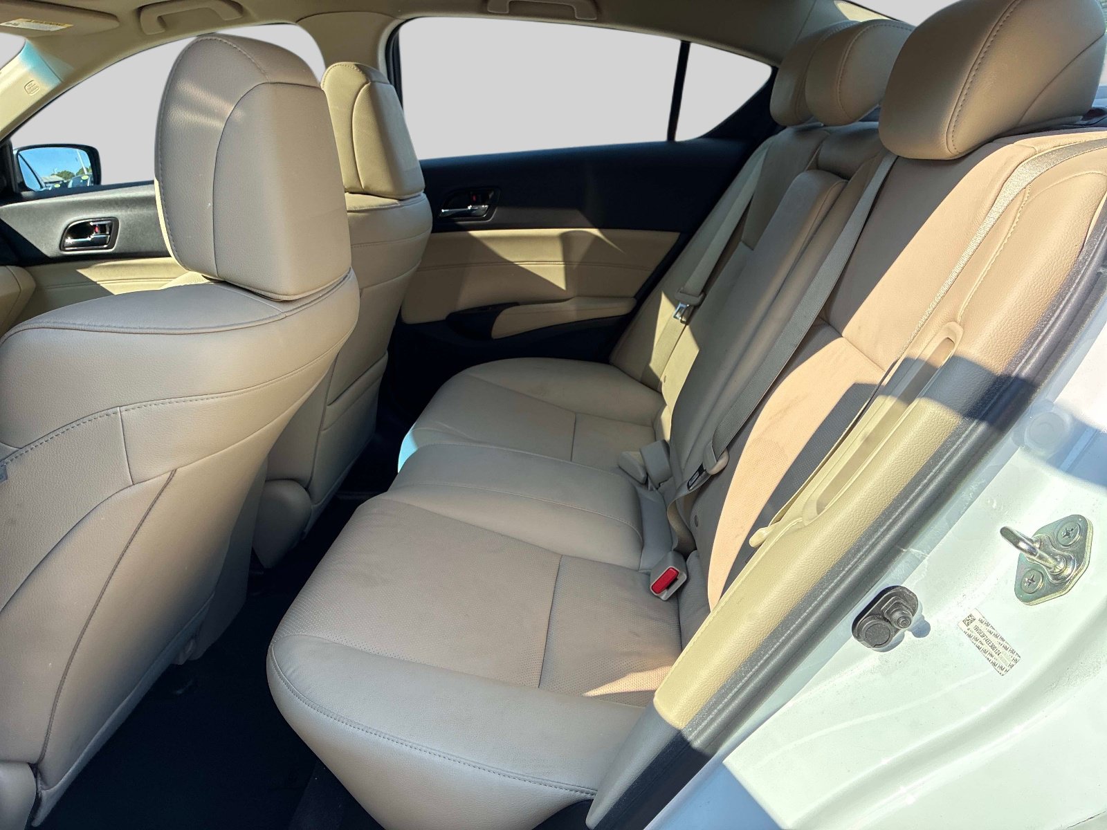 Used 2014 Acura ILX w/ Technology Package FWD image 15