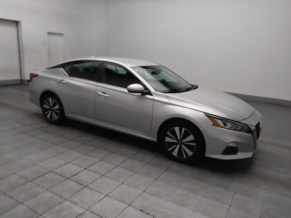 Used 2022 Nissan Altima 2.5 SV FWD image 11