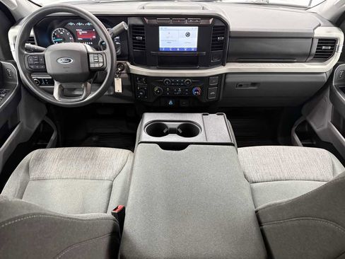 Used 2023 Ford F250 XLT w/ FX4 Off-Road Package image 12